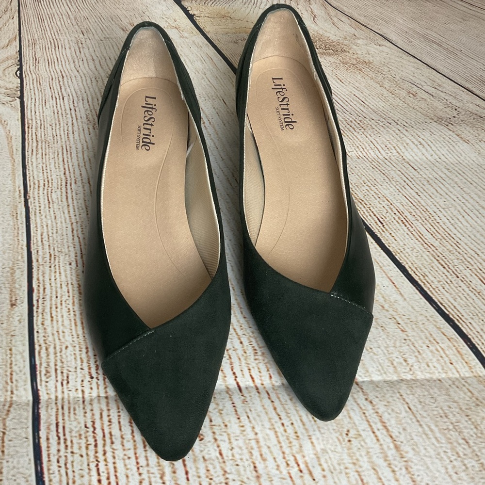 Life Stride Women's Green Flats